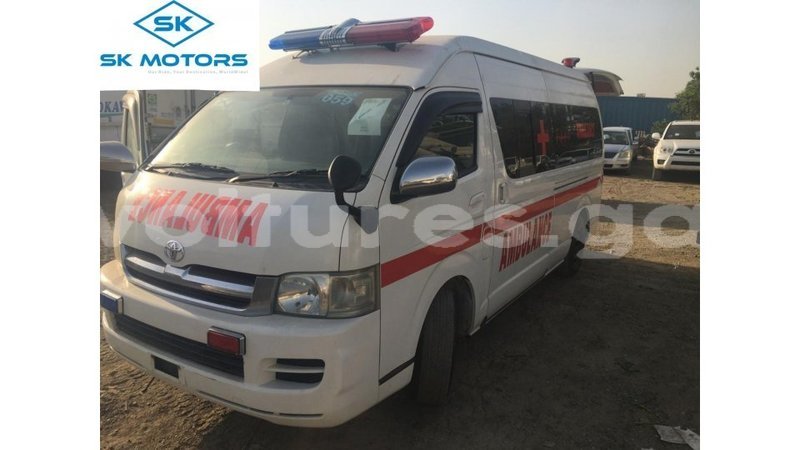 Big with watermark toyota hiace estuary import dubai 6778