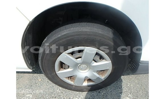 Acheter Import Voiture Toyota Hiace Blanc à Import - Dubai, Estuaire Acheter Import Voiture Toyota Hiace Blanc à Import - Dubai, Estuaire