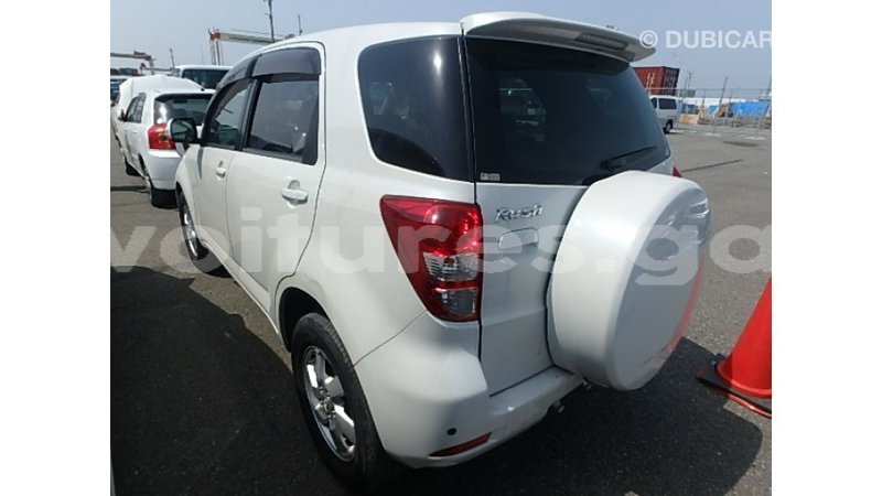 Big with watermark toyota rush estuary import dubai 6781