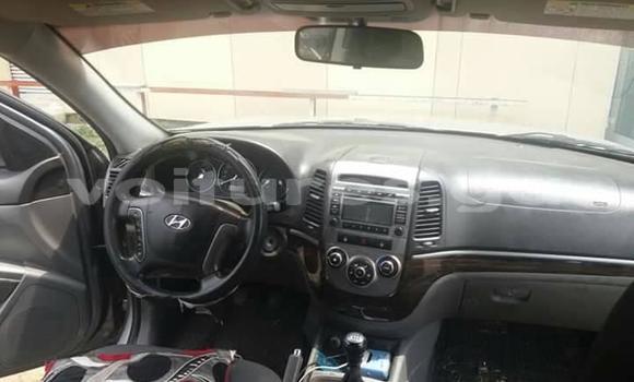 Sayi Na hannu Hyundai Santa Fe Azurfa Mota in Libreville a estuary Sayi Na hannu Hyundai Santa Fe Azurfa Mota in Libreville a estuary