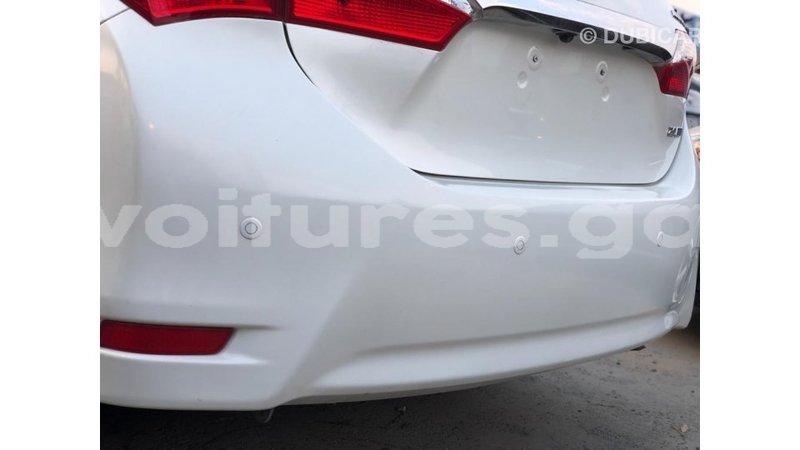 Big with watermark toyota corolla estuary import dubai 6784