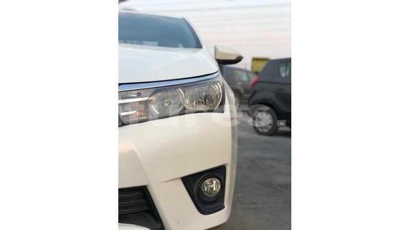 Big with watermark toyota corolla estuary import dubai 6784