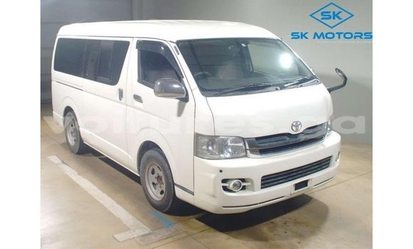 Acheter Import Voiture Toyota Hiace Blanc à Import - Dubai, Estuaire Acheter Import Voiture Toyota Hiace Blanc à Import - Dubai, Estuaire