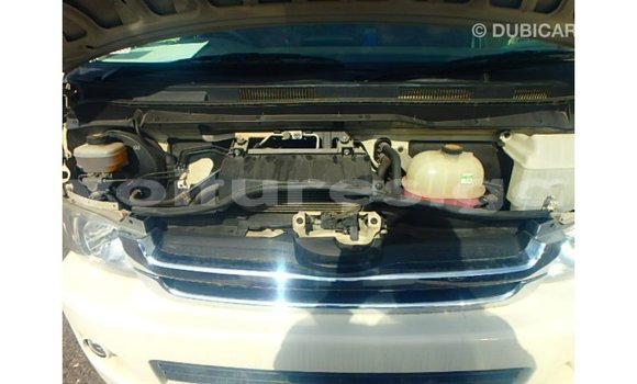 Acheter Import Voiture Toyota Hiace Blanc à Import - Dubai, Estuaire Acheter Import Voiture Toyota Hiace Blanc à Import - Dubai, Estuaire