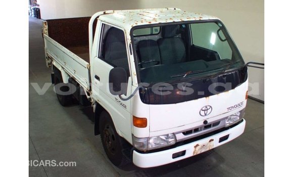 Acheter Import Utilitaire Toyota Dyna Blanc à Import - Dubai, Estuaire Acheter Import Utilitaire Toyota Dyna Blanc à Import - Dubai, Estuaire