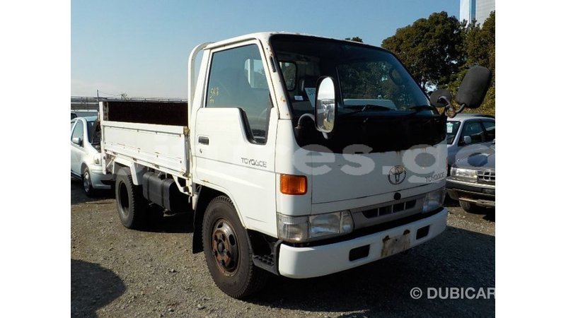 Big with watermark toyota dyna estuary import dubai 6787