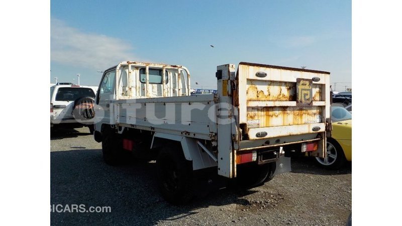 Big with watermark toyota dyna estuary import dubai 6787