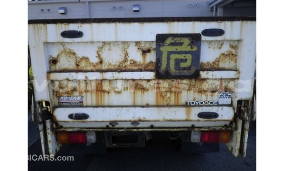 Acheter Import Utilitaire Toyota Dyna Blanc à Import - Dubai, Estuaire Acheter Import Utilitaire Toyota Dyna Blanc à Import - Dubai, Estuaire