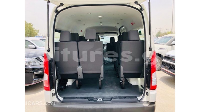 Big with watermark toyota hiace estuary import dubai 6789