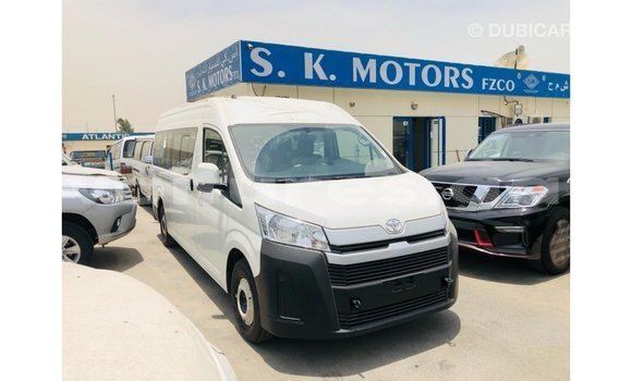 Sayi Imported Toyota Hiace White Mota in Import - Dubai a estuary Sayi Imported Toyota Hiace White Mota in Import - Dubai a estuary