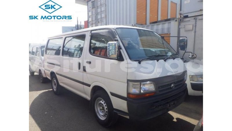 Big with watermark toyota hiace estuary import dubai 6793