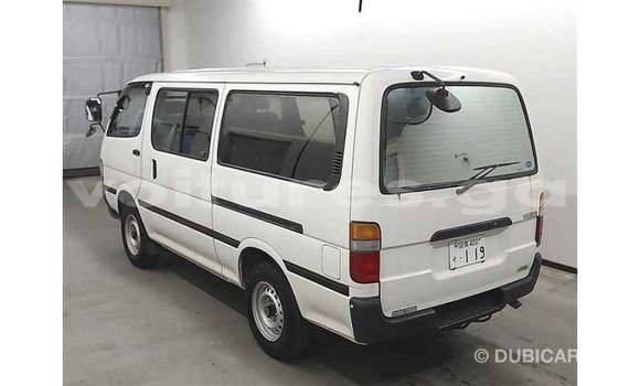 Acheter Import Voiture Toyota Hiace Blanc à Import - Dubai, Estuaire Acheter Import Voiture Toyota Hiace Blanc à Import - Dubai, Estuaire
