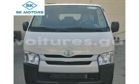 Buy Import Toyota DA White Truck in Import - Dubai in Estuary Buy Import Toyota DA White Truck in Import - Dubai in Estuary