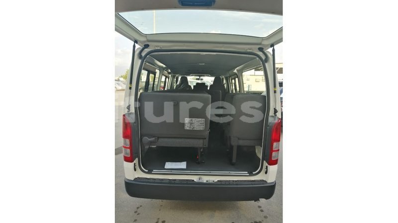 Big with watermark toyota da estuary import dubai 6797