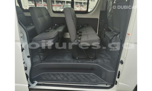 Buy Import Toyota DA White Truck in Import - Dubai in Estuary Buy Import Toyota DA White Truck in Import - Dubai in Estuary