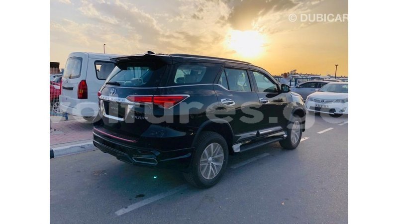 Big with watermark toyota fortuner estuary import dubai 6799