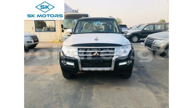 Big with watermark mitsubishi pajero estuary import dubai 6800