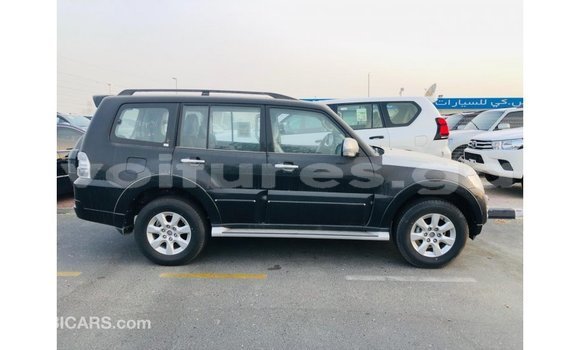 Sayi Imported Mitsubishi Pajero Black Mota in Import - Dubai a estuary Sayi Imported Mitsubishi Pajero Black Mota in Import - Dubai a estuary