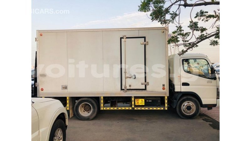 Big with watermark mitsubishi l400 estuary import dubai 6802