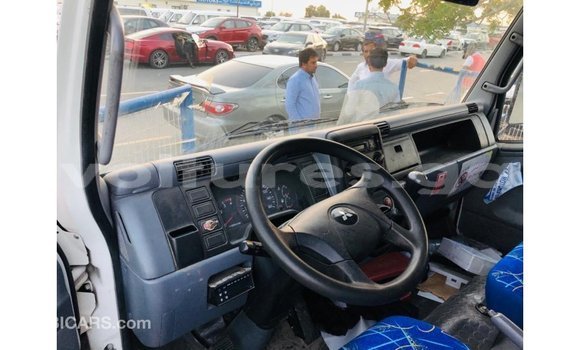 Sayi Imported Mitsubishi L400 White Babbar mota in Import - Dubai a estuary Sayi Imported Mitsubishi L400 White Babbar mota in Import - Dubai a estuary