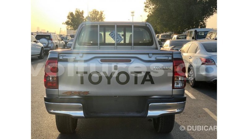 Big with watermark toyota hilux estuary import dubai 6803