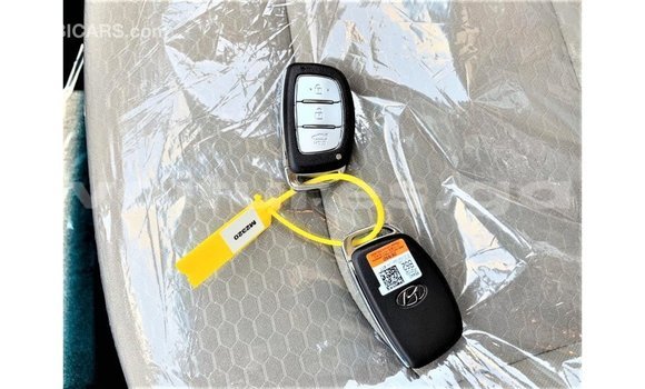 Buy Import Hyundai Elantra White Car in Import - Dubai in Estuary Buy Import Hyundai Elantra White Car in Import - Dubai in Estuary