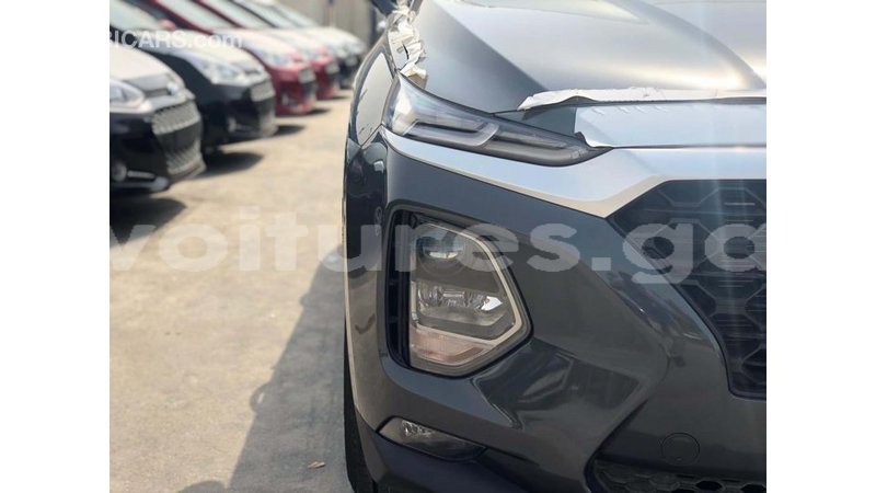 Big with watermark hyundai santa fe estuary import dubai 6807