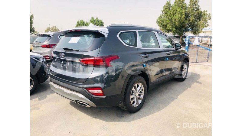 Big with watermark hyundai santa fe estuary import dubai 6807