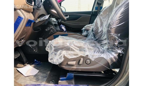 Sayi Imported Hyundai Santa Fe Green Mota in Import - Dubai a estuary Sayi Imported Hyundai Santa Fe Green Mota in Import - Dubai a estuary