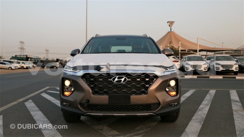 Big with watermark hyundai santa fe estuary import dubai 6808