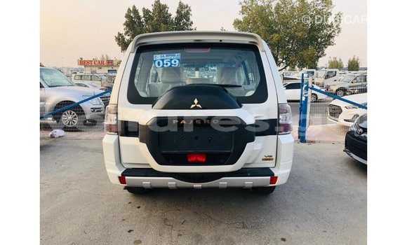Buy Import Mitsubishi Pajero White Car in Import - Dubai in Estuary Buy Import Mitsubishi Pajero White Car in Import - Dubai in Estuary