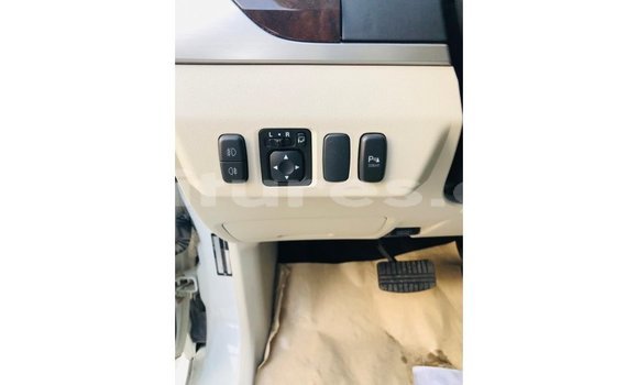 Buy Import Mitsubishi Pajero White Car in Import - Dubai in Estuary Buy Import Mitsubishi Pajero White Car in Import - Dubai in Estuary