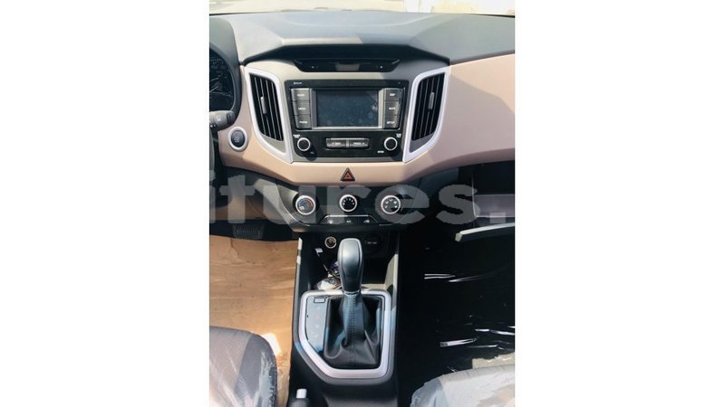 Big with watermark hyundai creta estuary import dubai 6810