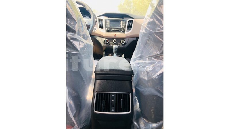 Big with watermark hyundai creta estuary import dubai 6810