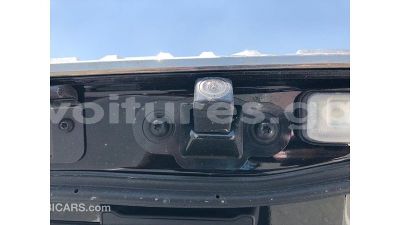 Big with watermark toyota land cruiser estuary import dubai 6811