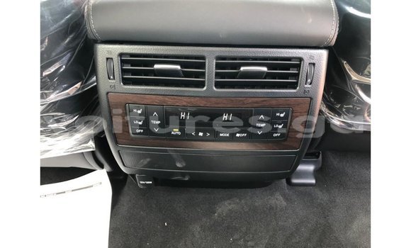 Acheter Import Voiture Toyota Land Cruiser Noir à Import - Dubai, Estuaire Acheter Import Voiture Toyota Land Cruiser Noir à Import - Dubai, Estuaire