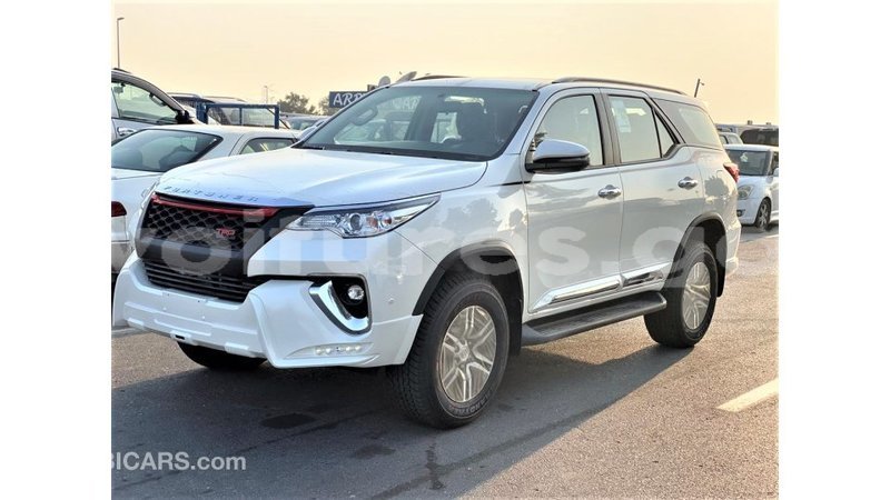 Big with watermark toyota fortuner estuary import dubai 6814