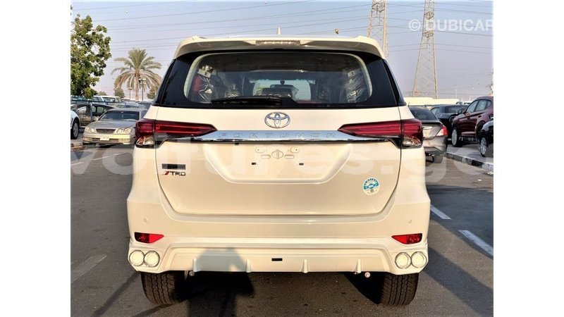 Big with watermark toyota fortuner estuary import dubai 6814