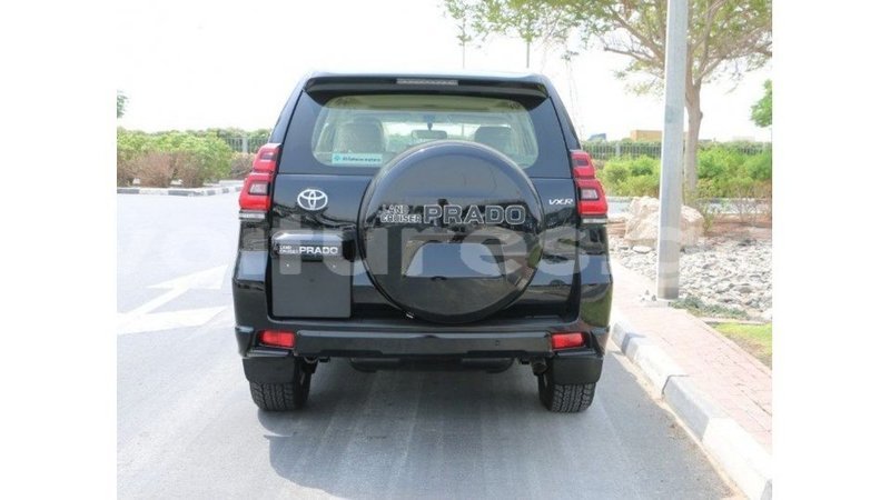 Big with watermark toyota prado estuary import dubai 6815