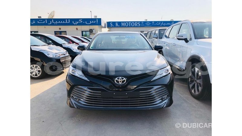 Big with watermark toyota camry estuary import dubai 6816