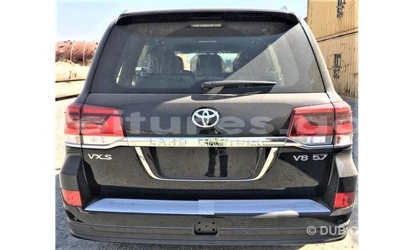 Acheter Import Voiture Toyota Land Cruiser Noir à Import - Dubai, Estuaire Acheter Import Voiture Toyota Land Cruiser Noir à Import - Dubai, Estuaire