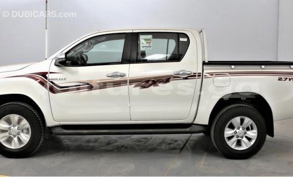 Acheter Import Voiture Toyota Hilux Blanc à Import - Dubai, Estuaire Acheter Import Voiture Toyota Hilux Blanc à Import - Dubai, Estuaire