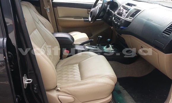 Acheter Occasion Voiture Toyota Fortuner Noir à Libreville, Estuaire Acheter Occasion Voiture Toyota Fortuner Noir à Libreville, Estuaire