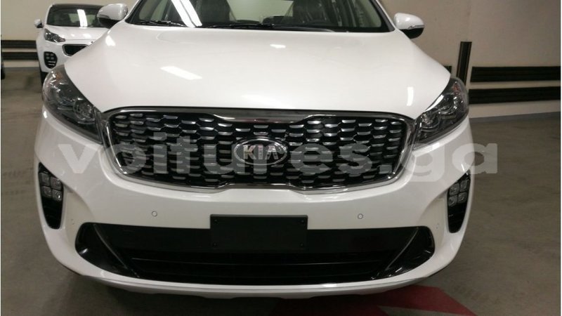 Big with watermark kia sorento estuary import dubai 6823