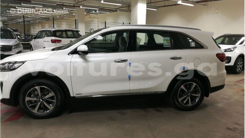 Big with watermark kia sorento estuary import dubai 6823