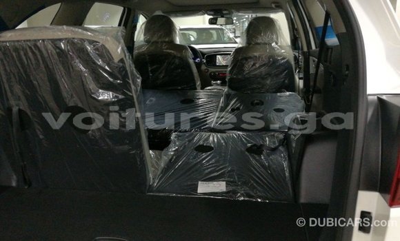 Buy Import Kia Sorento White Car in Import - Dubai in Estuary Buy Import Kia Sorento White Car in Import - Dubai in Estuary