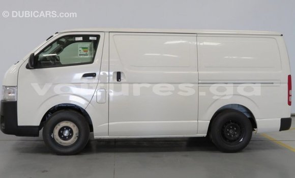 Acheter Import Voiture Toyota Hiace Blanc à Import - Dubai, Estuaire Acheter Import Voiture Toyota Hiace Blanc à Import - Dubai, Estuaire