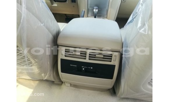 Acheter Import Voiture Toyota Land Cruiser Noir à Import - Dubai, Estuaire Acheter Import Voiture Toyota Land Cruiser Noir à Import - Dubai, Estuaire