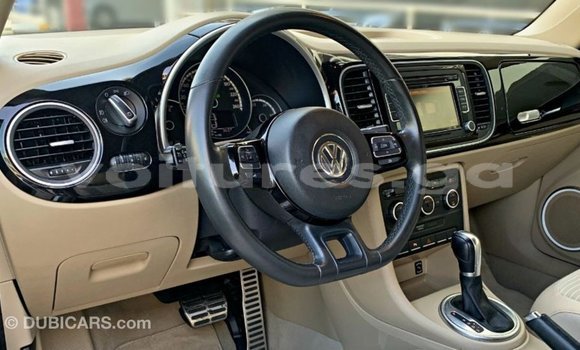 Acheter Import Voiture Volkswagen Beetle Noir à Import - Dubai, Estuaire Acheter Import Voiture Volkswagen Beetle Noir à Import - Dubai, Estuaire