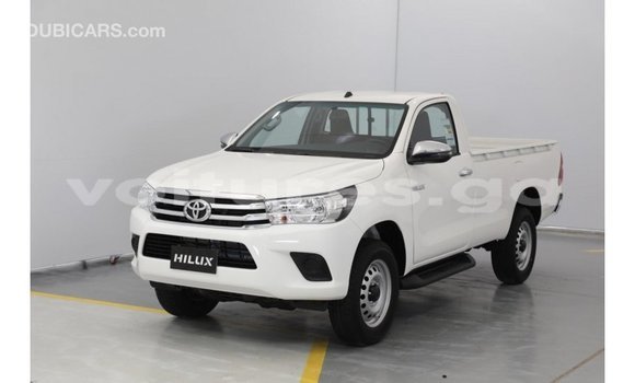 Acheter Import Voiture Toyota Hilux Blanc à Import - Dubai, Estuaire Acheter Import Voiture Toyota Hilux Blanc à Import - Dubai, Estuaire